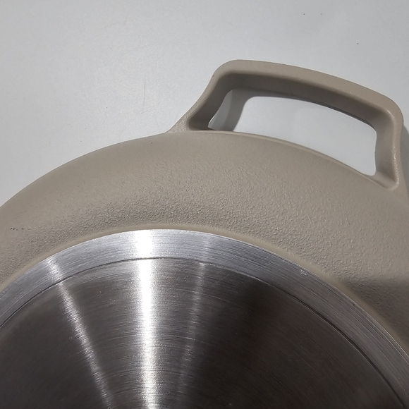 Our Place Always Pan - Picture 2 of 10